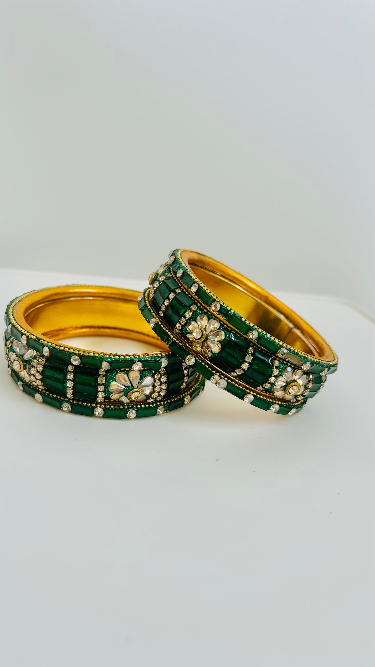 Set of green-gold bangles