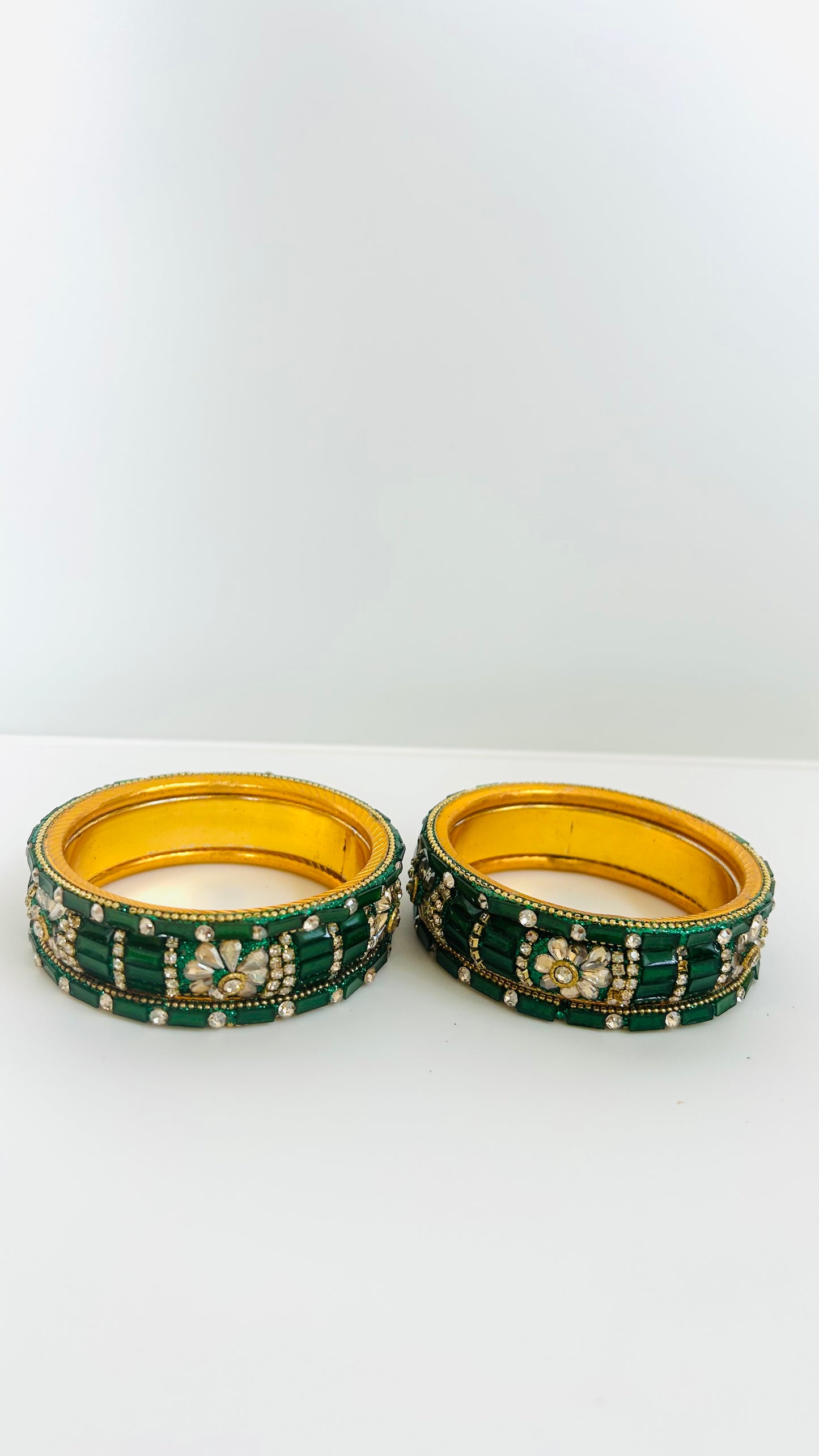 Set of green-gold bangles