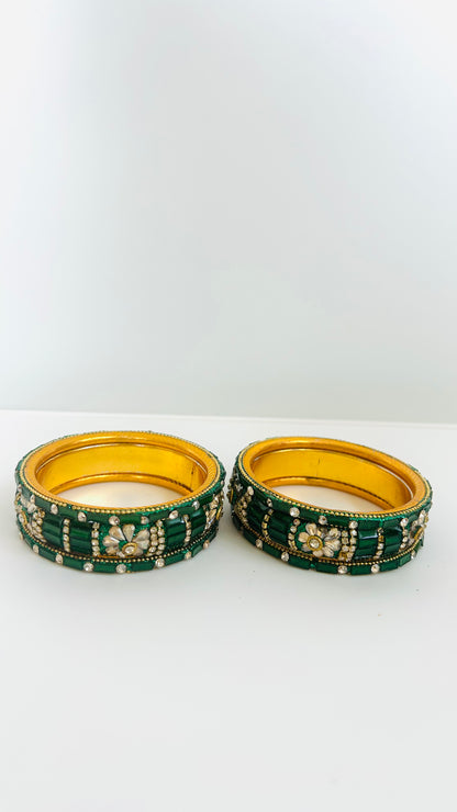 Set of green-gold bangles